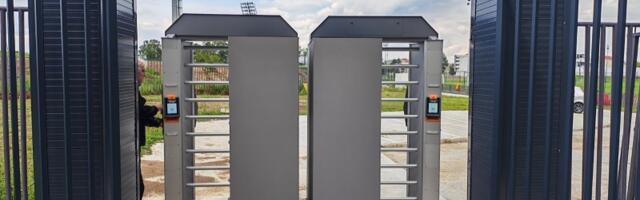 ČEŠALJ KAPIJE postavljene na stadionu "Čika Dača" - Evo koja je njihova funkcija