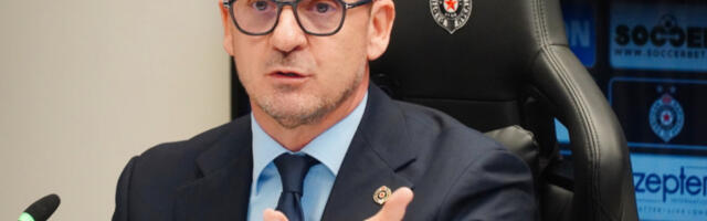 MIJATOVIĆ JASNO STAVIO DO ZNANJA "Ako nešto krene po zlu, onda možemo da razgovaramo o mogućem transferu"