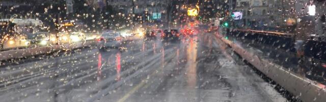 Oprez, mogući klizavi putevi i gužve! AMSS: Bez čekanja na granicama i naplatnim rampama