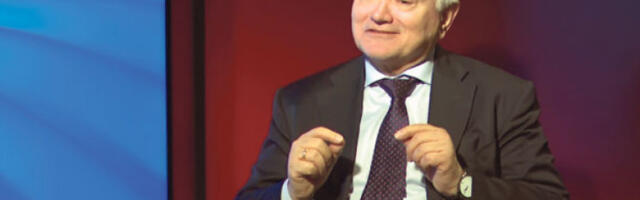 Из­гле­да ће­ра­ће­мо се још