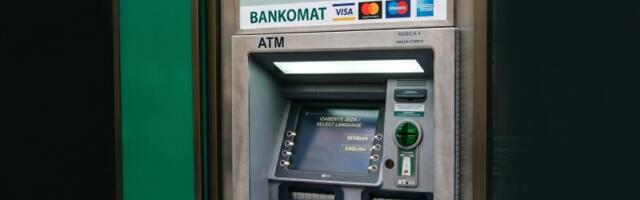 Mnogi ne znaju: Preteča današnjih bankomata nastala je pre 60 godina