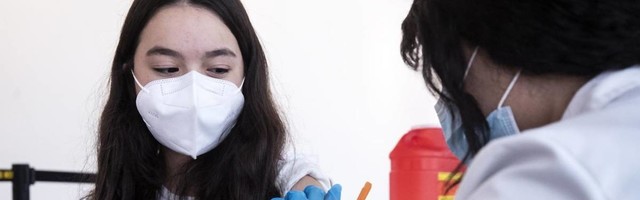 Pitali smo mlade zašto neće da se vakcinišu i njihovi odgovori nemaju veze sa teorijama zavere