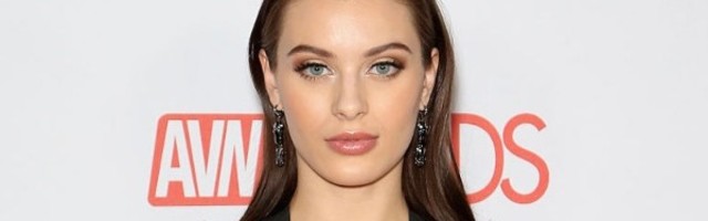 Zvezda Pornhuba Lana Rouds o najgoroj sceni koju je ikada snimila