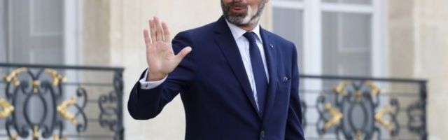 PALA FRANCUSKA VLADA! Premijer Filip podneo ostavku!