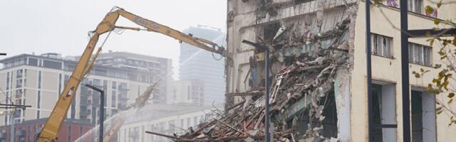 Zgrada Pošte u Savskoj ulici srušena do temelja