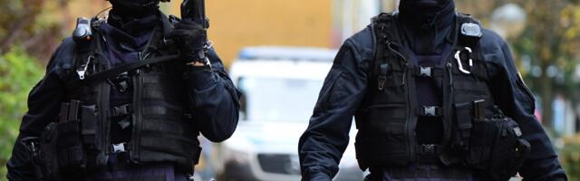 Haos u Nemačkoj: Policija razbila demonstracije u Gisenu (VIDEO)