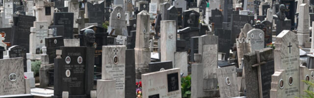 KO RUŠI PRAVOSLAVNE GROBOVE NA KOSOVU I METOHIJI? Ni pokojnicima ne daju mira