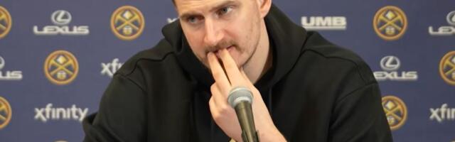 Jokić šokirao sve na konferenciji: Novinari ostali u čudu kada su videli Nikolinu desnu ruku