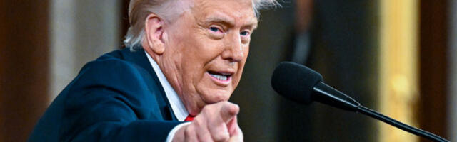 Трамп: САД имају готово неограничене залихе муниције