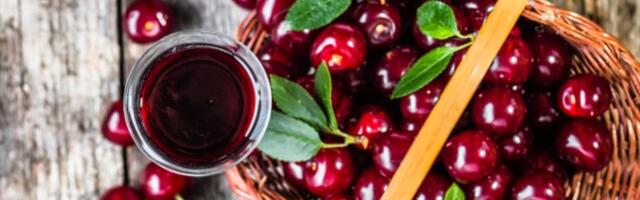Vađenje koštica iz višanja više ne mora da bude muka: Potrebna su vam samo dva predmeta koja već imate kod kuće