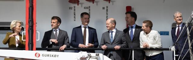 Uzdrmana moć Zapada i bitka za „kolebljive“