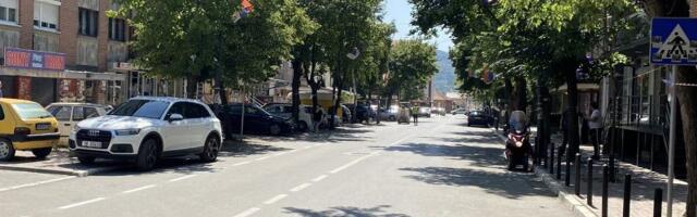 Kosovo: Policijski pretresi u Mitrovici, Zvečanu i Zubinom Potoku