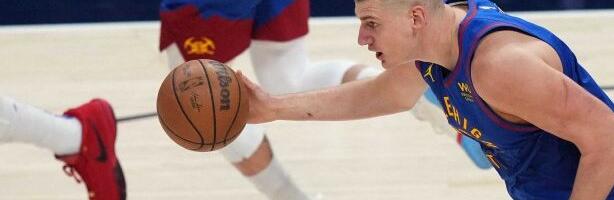 Jokić i Denver brutalno poniženi! Sramotan potez poznate televizije, reagovala i legenda NBA lige!