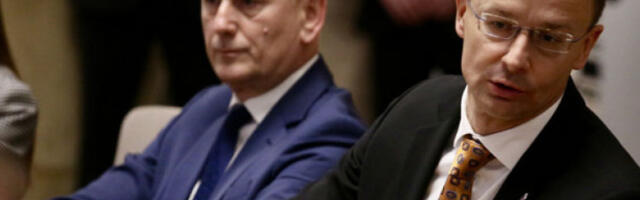 Сијарто: Све по питању нафтних деривата у Србији важно је и за Мађарску