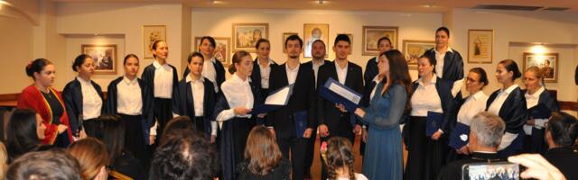 Donatorski koncert u Parizu ujedinio srpsku zajednicu