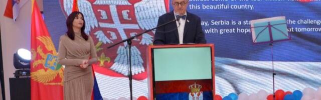Ambasador Nebojša Rodić priredio prijem u Crnoj Gori za više od hiljadu zvanica (FOTO)