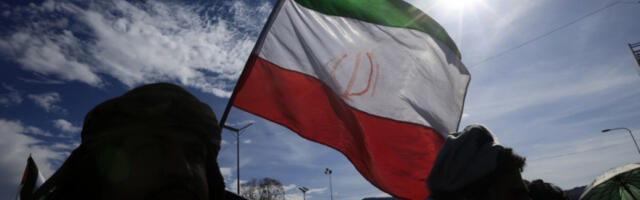 Иран у 90. таласу напада гађао америчке и израелске базе