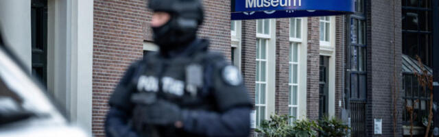 Експлозија у Израелском центру у Холандији: полиција трага за починиоцима