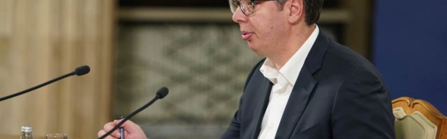 Vučić: I danas užasno težak dan, zdravstveni sistem mora da se bori