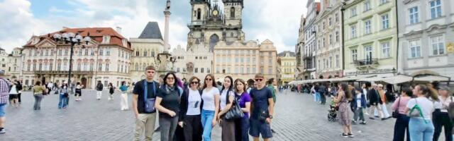 Vlasotinački gimnazijalci istraživali  „nevidljivu“ umetnost evropskih gradova