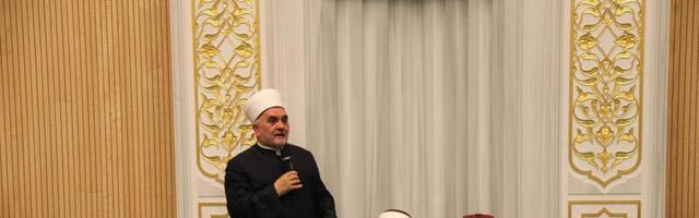 Predsjednik Mešihata na mevludu u novoizgrađenoj džamiji u Sisku