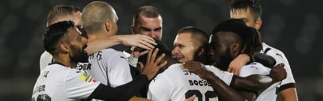 Sudijski ekspert posle lakta i penala u Humskoj! VAR i sudija na udaru (VIDEO)