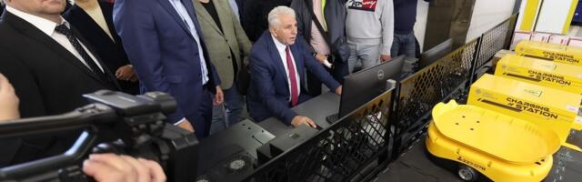 U poštanskom centru u Nišu startovali roboti na sortiranju pošiljaka