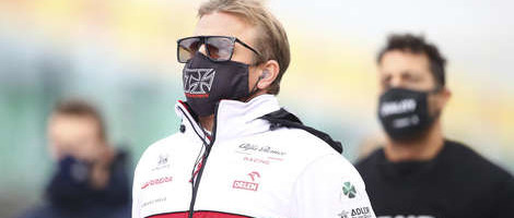 F1: Kimi Raikkonen ostaje još godinu dana u Alfa Romeu