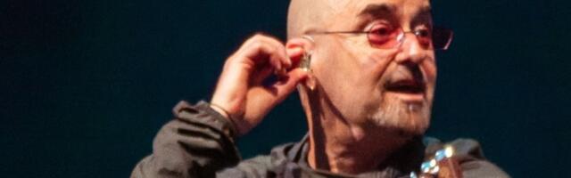 Čuveni gitarista otkrio da IMA RAK: "Uzimam pauzu od turneje za sledeću fazu lečenja"