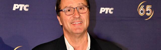 Zavirite u oazu Jovana Memedovića: Voditelj napravio vikendicu u prirodi, unutra sve od drveta - Svuda IKONE I KNJIGE, a napolju raj