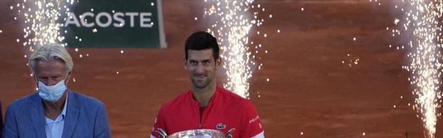 IJAO, ŠTA IM URADI! Novak Đoković je na ATP listi toliko pobegao Nadalu i Federeru, da se ovo ne pamti!