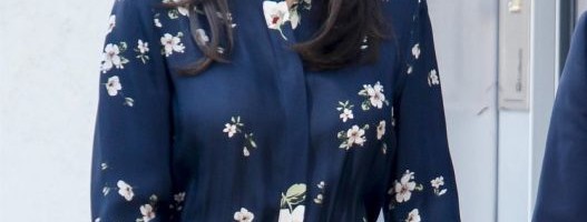 Prelepa, a povoljna: Kraljica Letizia u haljini koja se nosi uz štikle, patike i čizme