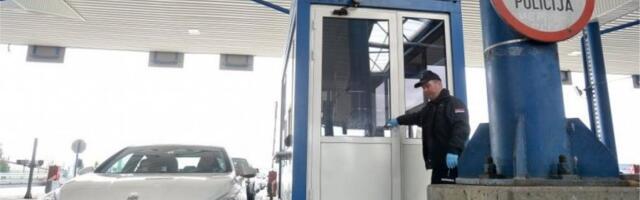 TINEJDŽERU PRONAĐENA DROGA U DONJEM VEŠU! Granična policija razotkrila mladića iz Tutina koji je hteo da prokrijumčari 60 grama marihuane!