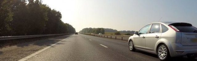 U TOKU JE ZABRANA KRETANJA, NA PUTEVIMA SRBIJE SKORO I NEMA VOZILA One koji imaju radnu obavezu očekuju dobri uslovi za vožnju