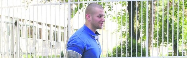 MARKO, OŽENI ME! Desna ruka Velje Nevolje u zatvoru dobija BRAČNE PONUDE! Vođu krimi bande žene obasipaju ljubavnim porukama!