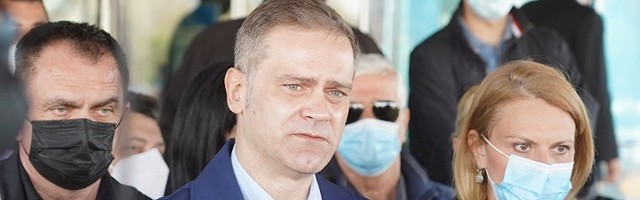 "Građani na izborima biraju između mafije i budućnosti Srbije"