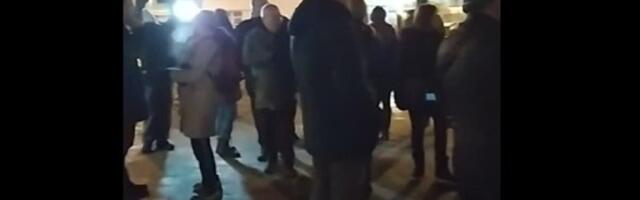 "Grčiću, Čučkoviću - ostavke!": Građani Obrenovca ponovo na ulicama