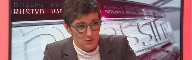O Tviter objavi Ane Brnabić: Neverovatno je da ima vremena da se bavi medijima