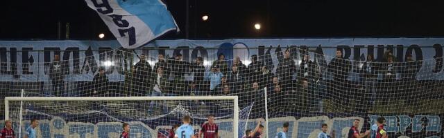 Primili 26 golova na tri utakmice, a stadion pun
