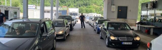 "MAMA JE NON-EU, TATA JE EU": U koju traku stati na granici, da ne platite kaznu, nije ISTO od uvođenja EES sistema