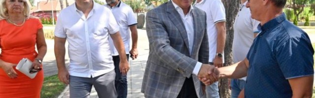 Vesić: Obrenovac dobio najmoderniju školu u gradu