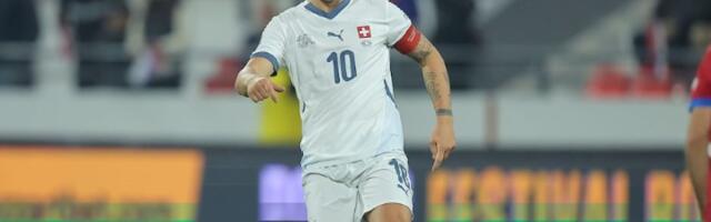 Džaka PONIŽEN u Prištini: Zviždao mu ceo stadion, ušao u sukob sa navijačem (VIDEO)