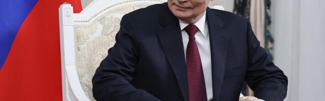 Stigao Putinov kalendar, svi su primetili jednu VELIKU RAZLIKU: Šta Kremlj želi da poruči kratkim citatima?