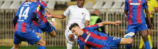 SUMA OBLAČI CRNO-BLI DRES? Šuška se, transfer na pomolu!