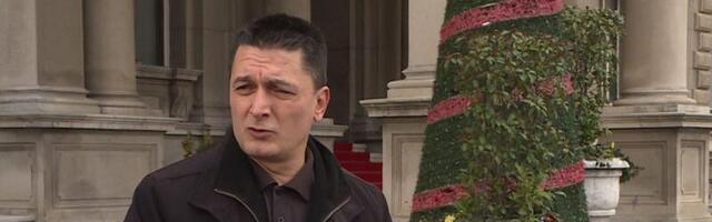 DS: Podnesite svi ostavke i spasite duše, osim Vesića, on odavno nema dušu