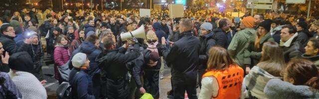 FOTO, VIDEO: Završena blokada Varadinskog mosta