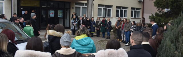 Školski čas u zadnji čas – skup podrške studentima i prosvetarima u Vranju