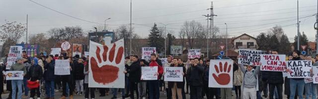 Protest ispred Filozofskog i blokada Mosta mladosti u petak u Nišu