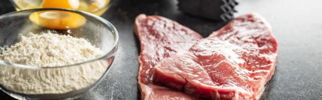 Unutra sočno, spolja hrskavo: Ako dodate malo ovog pića u smesu za pohovanje dobićete savršenu koricu!