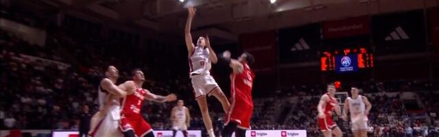 Bogoljub Marković pogodio pod faulom i primorao Atamana da zove tajm-aut